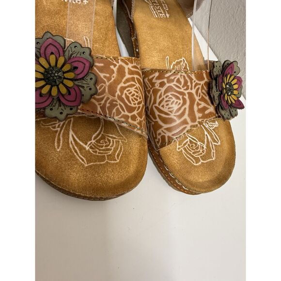 L'Artiste Spring Step Leather Wedge Rose Embossed Sandals Cuteness Two Pair 38 8 - Picture 5 of 16